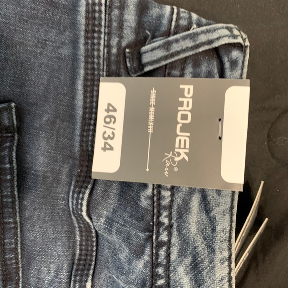 Men’s jeans (new)  relaxed fit are flexible. - Picture 7 of 7